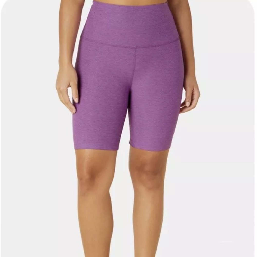 Beyond Yoga Spacedye Purple Women's Shorts L